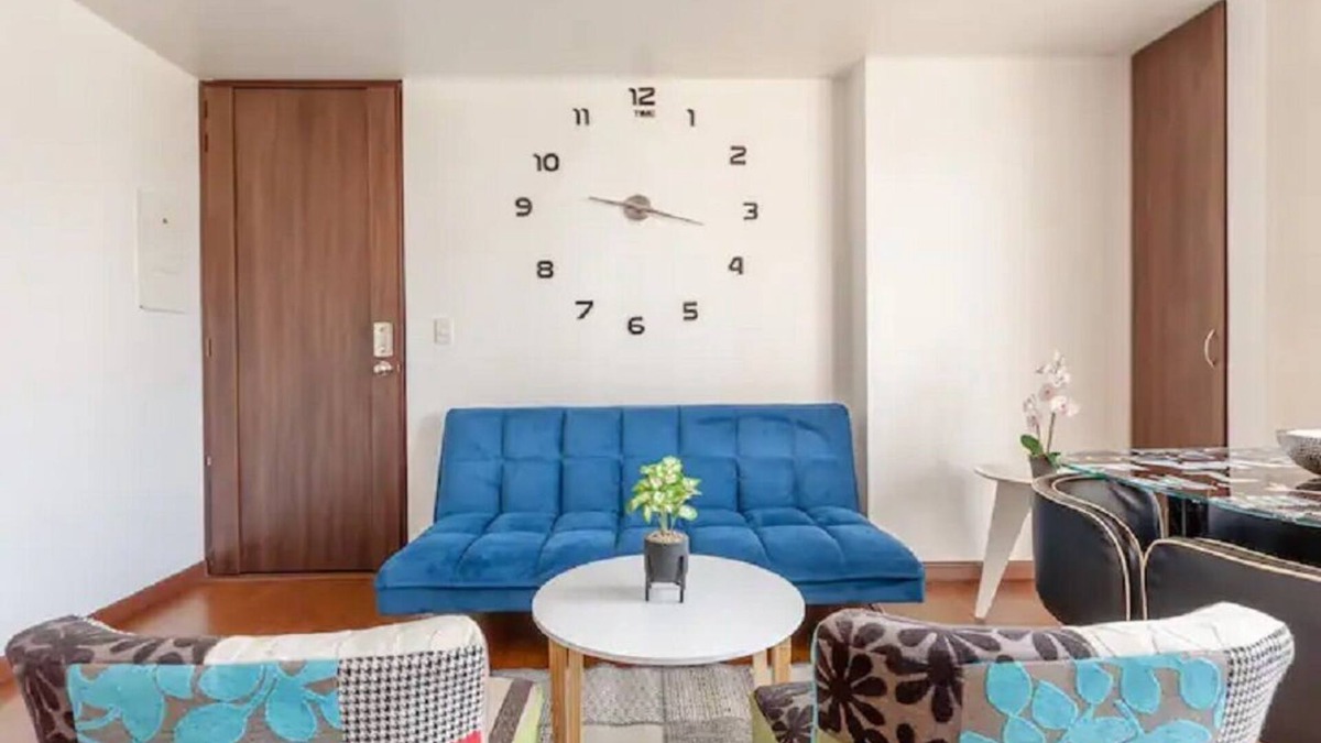 Usaquen Apartment | La Calleja Warm and Illuminated