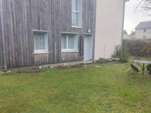 Decize House | La Cantine Logement au calme proche bord de Loire