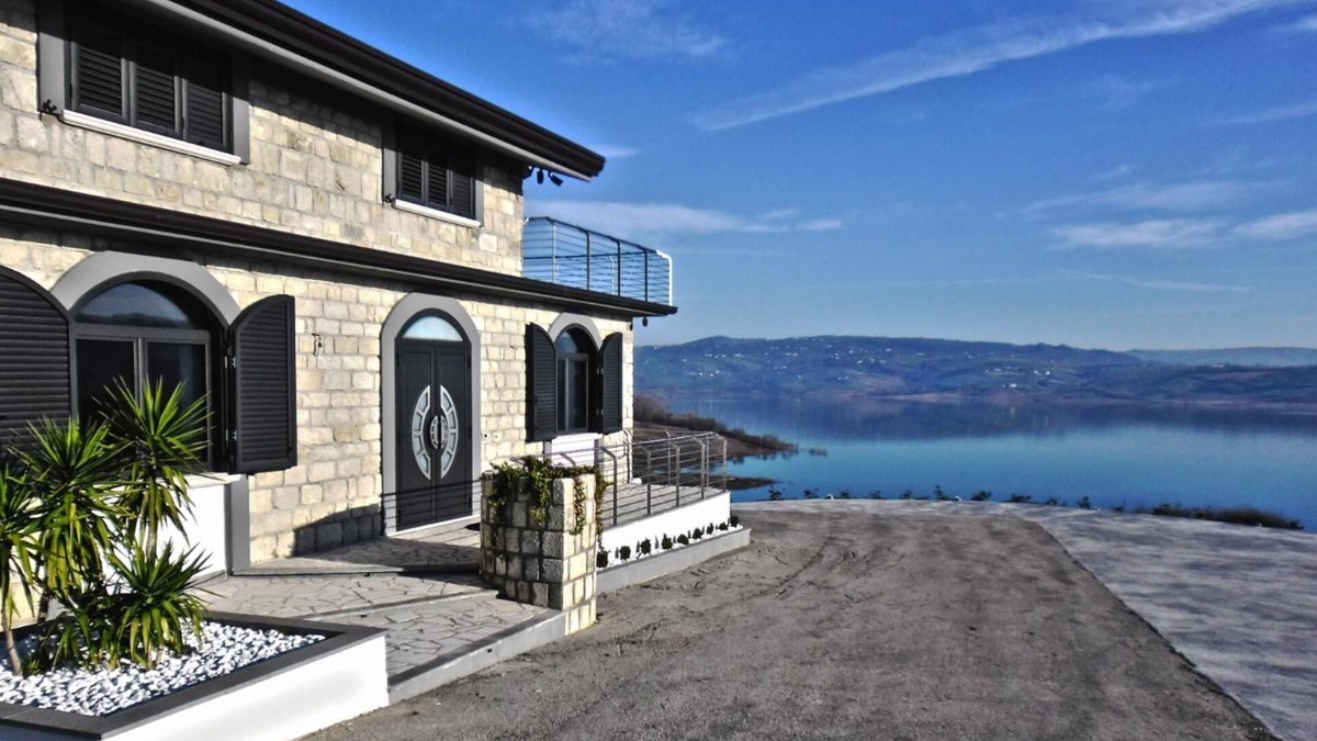 Campolattaro House | La Cartolina del Sannio