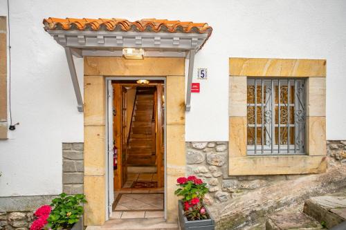 San Vicente de la Barquera House | La Casuca de las Escalerillas
