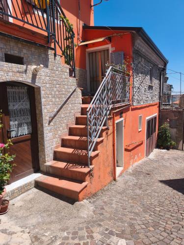 Lacedonia Apartment | La Casa Arancione
