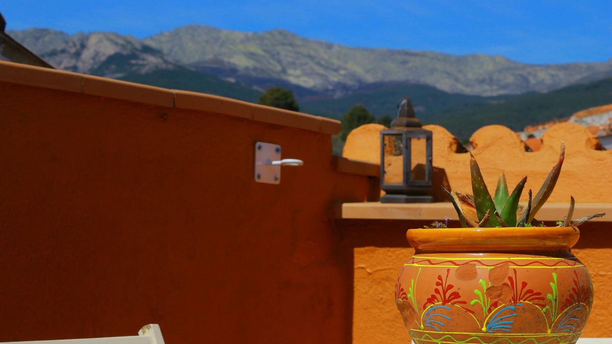 Arenas de San Pedro Apartment | 'La Casa de Lola' Casita de Pueblo Restaurada