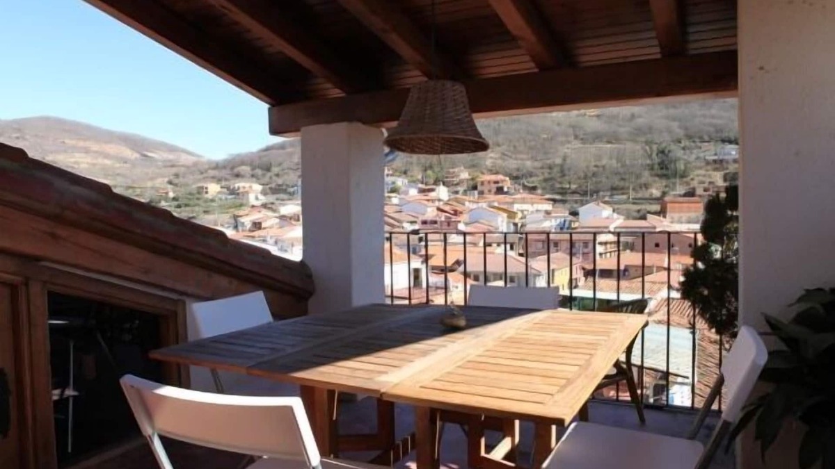 Pasaron de la Vera Cottage | La Casa de las Pajaritas for 8 people