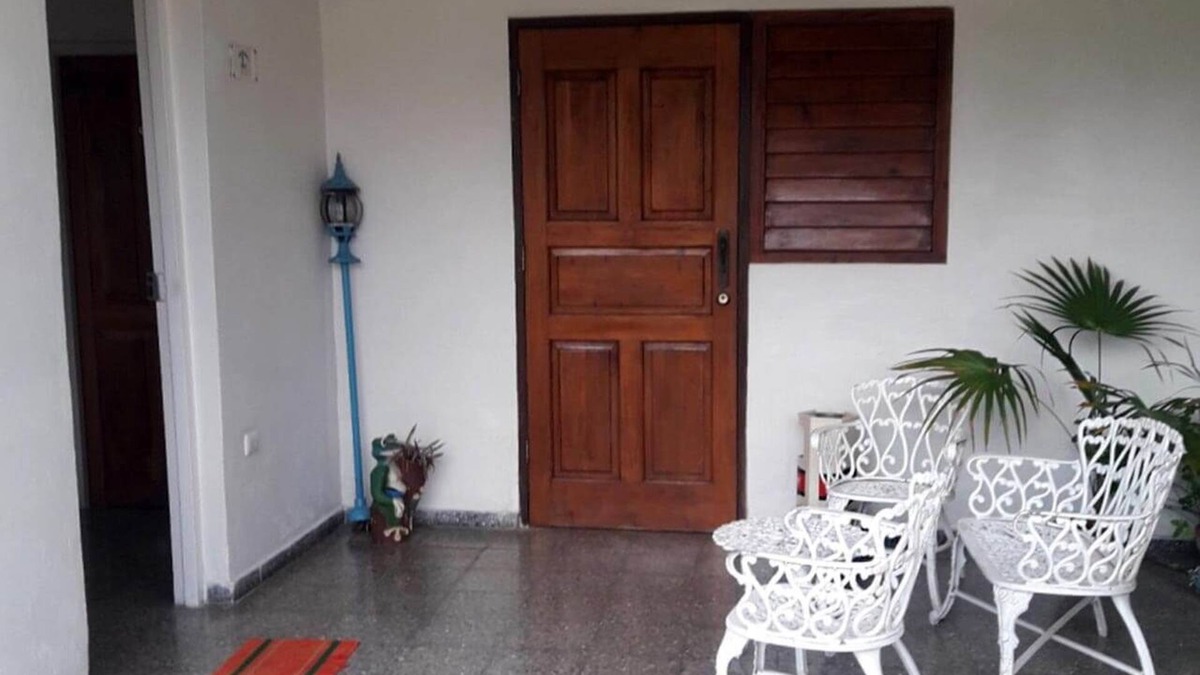 Municipality of Playa House | La Casa de Rolando y Coralia PLAYA HABANA