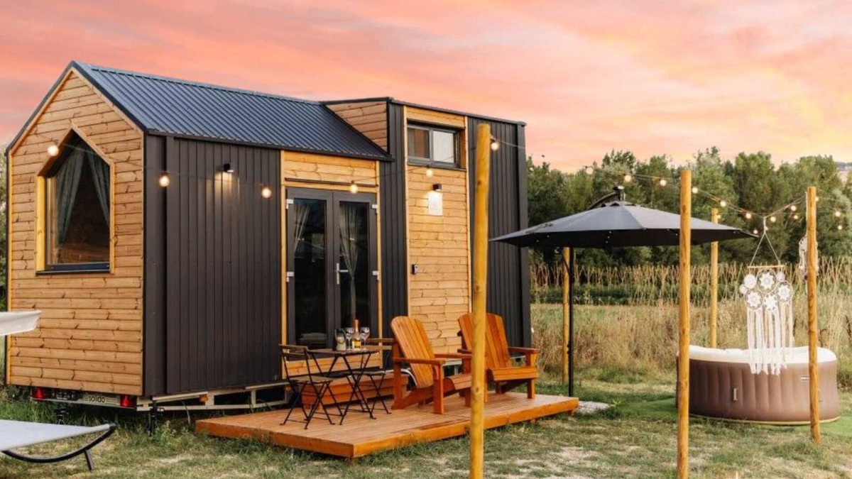 Castilenti Cabin | La Casa Errante 3 by Tiny Away