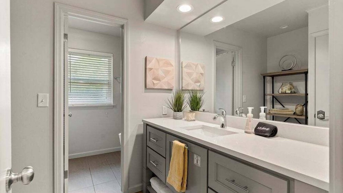 South Tulsa House | La Casa @ La Fortune/St. Francis