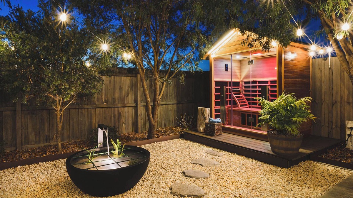 Newcomb House | La Casa Serenità - peaceful retreat with outdoor infrared sauna