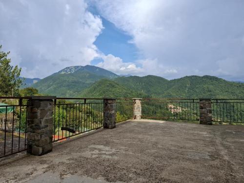 Licciana Nardi House | La casa sotto al volto