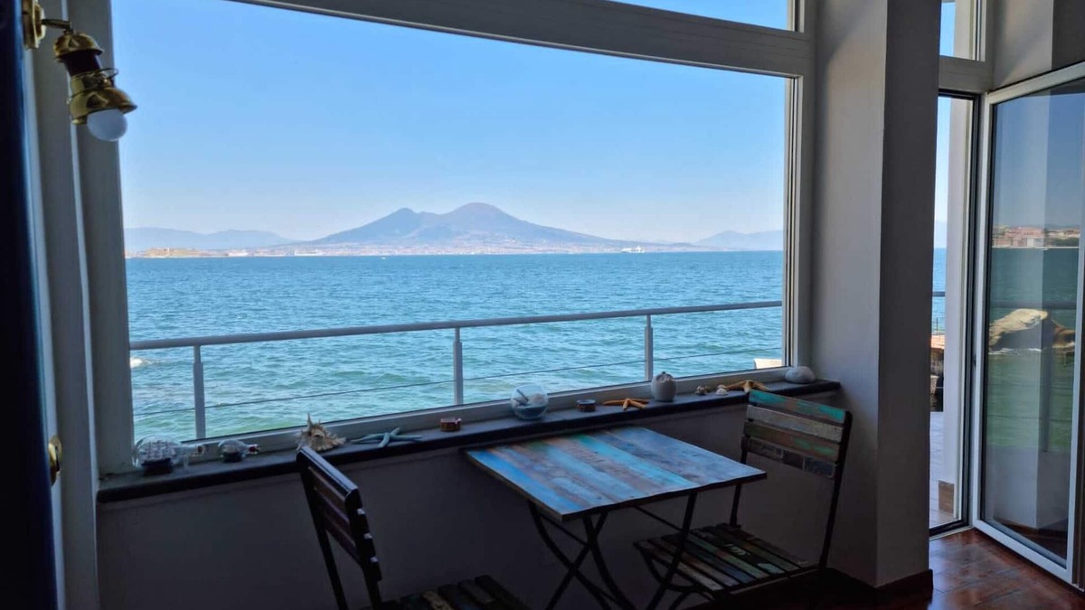 Posillipo House | LA CASA SULL ACQUA