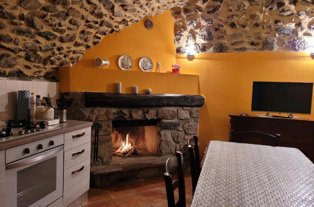 Bossico House | La Casa sull' Altopiano Mountain Lake Iseo hospitality