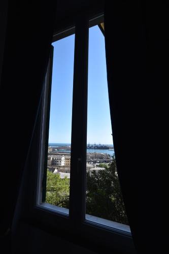 Lagaccio Apartment | La Casa Sulla Mattonata cozy apartment on a traditional Genoese path, with a nice view and close to Principe Station