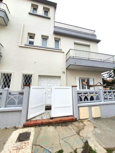 Le Grand Large House | LA CASEBLANQUE Maison près de la plage : Wifi-Clim-Barbecue