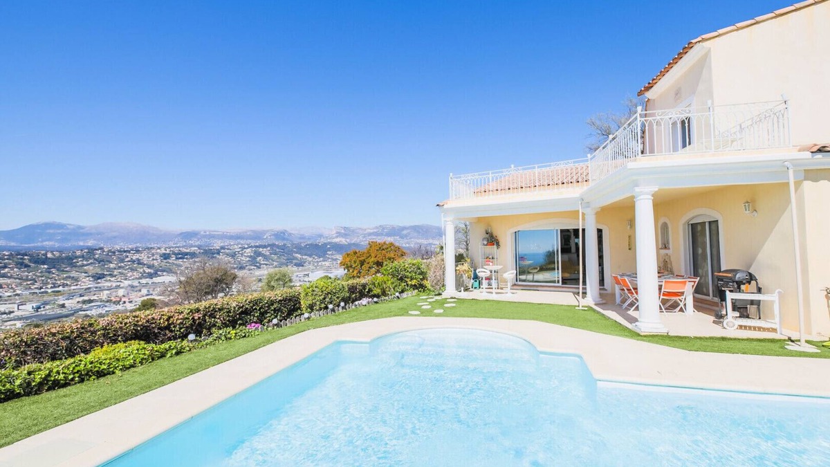 Saint Antoine Villa | LA CASETTA DEI FIORI VI3078 by RIVIERA HOLIDAY HOM