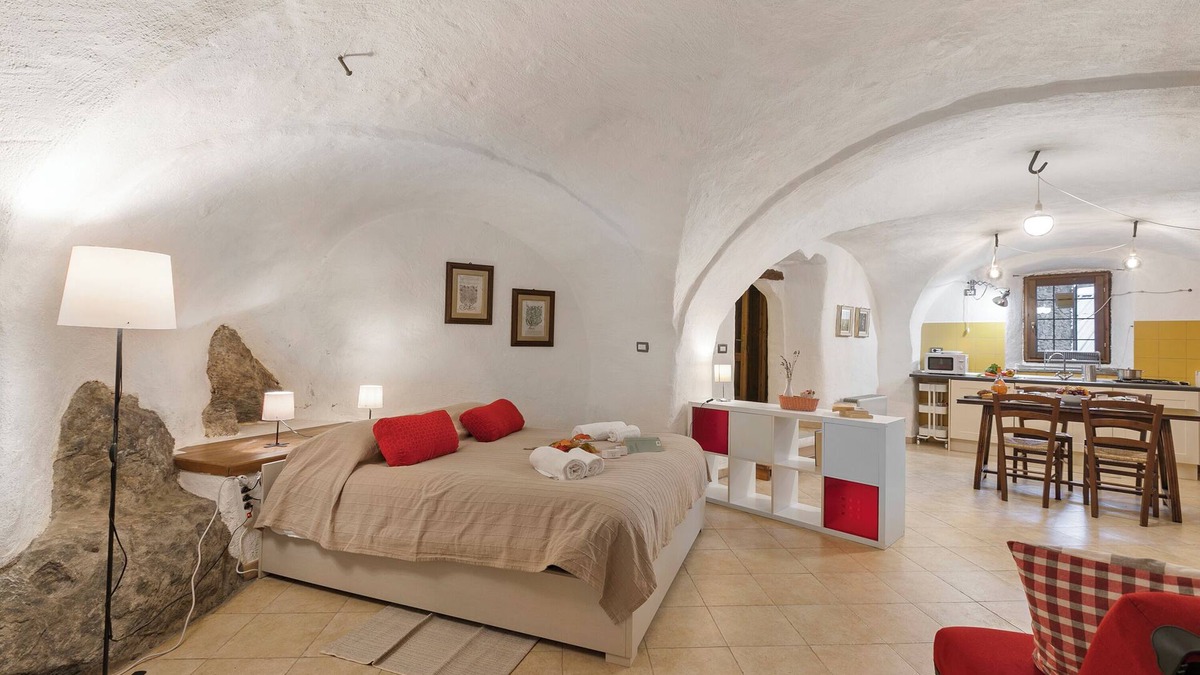 Usseaux Apartment | La Casetta Del Borgo, Usseaux, Italy