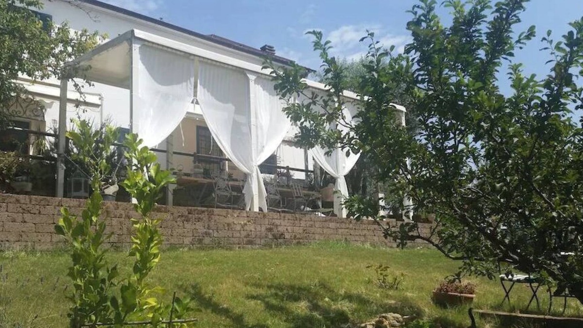 Collesalvetti Bed & Breakfast | La Casina di Parrana
