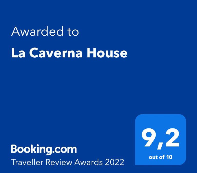 Chemin Grenier House | La Caverna House