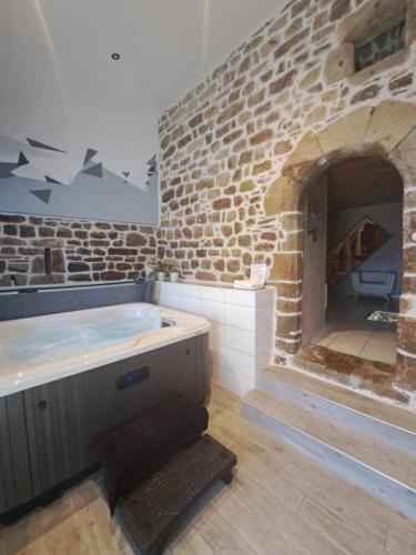 Recoules-Previnquieres Bed & Breakfast | La cazette