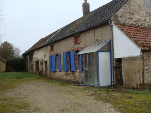 Ferreux-Quincey House | La Cerisaie