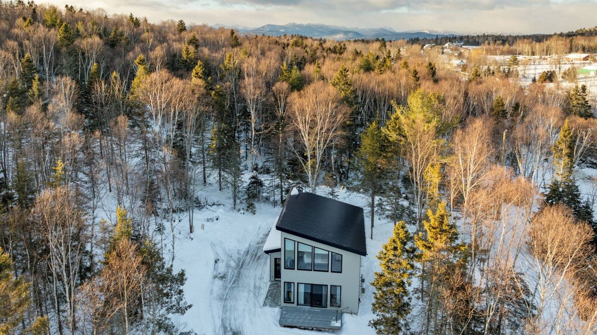 Baie-St-Paul House | La Châle-heureuse
