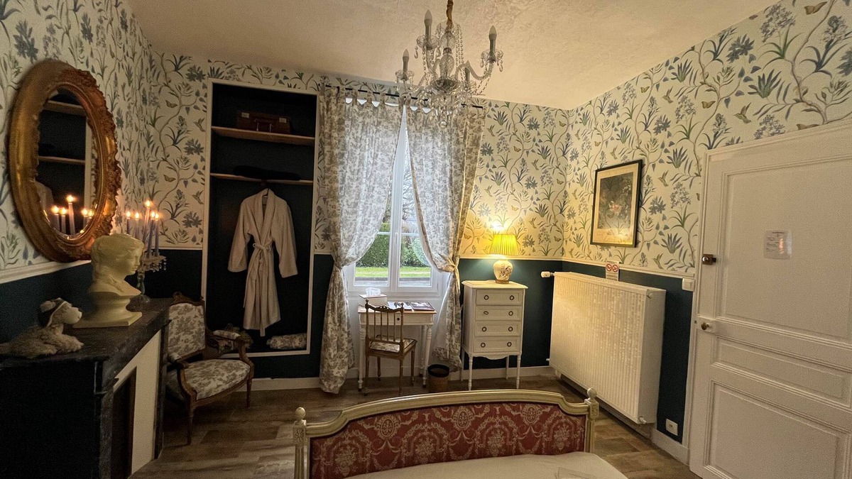 Lorris House | “La Chérubin” guest room