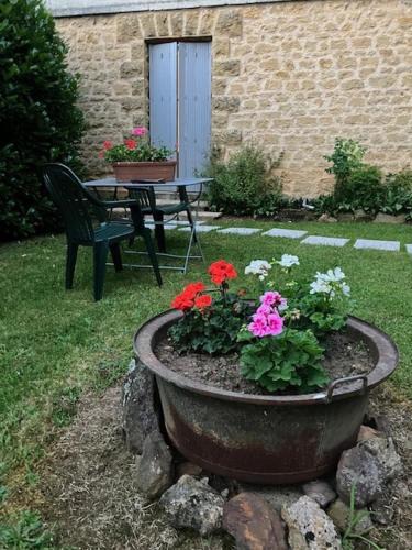 Capdrot Bed & Breakfast | La Chambre a l'Oree du bois