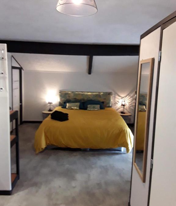 Doulezon House | La chambre d'à côté
