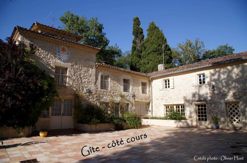Crastes Bed & Breakfast | La chambre la Tricherie