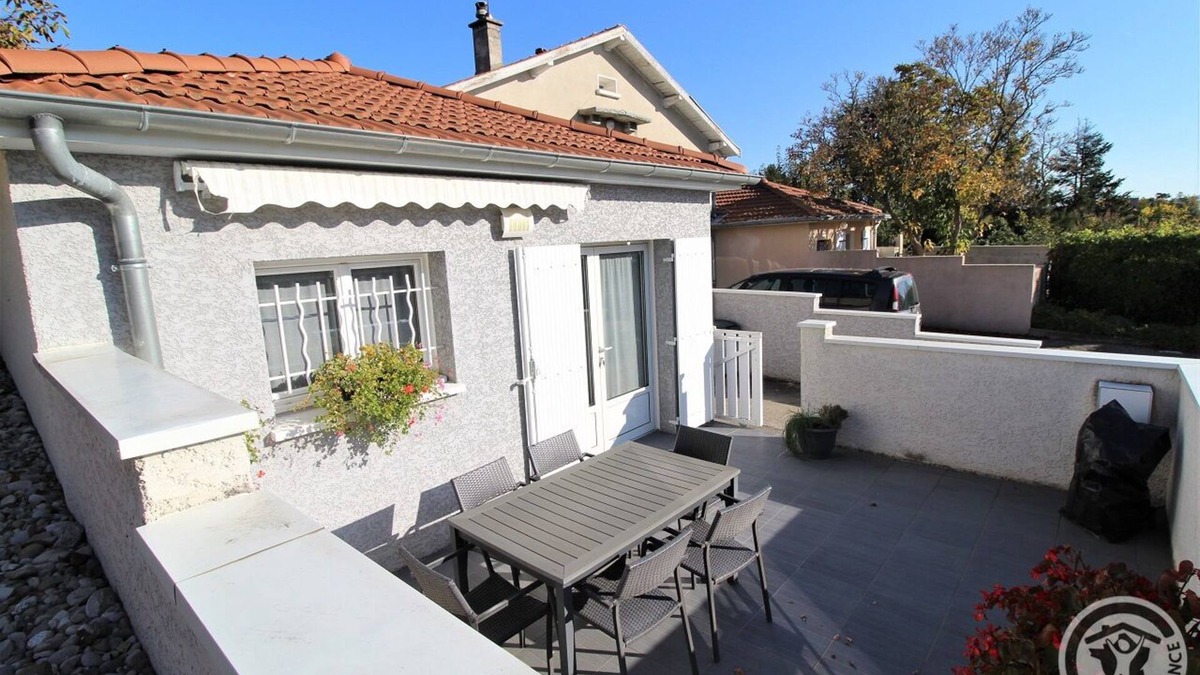 Saint-Andeol-le-Chateau House | La Chaplanie 1 - BEAUVALLON