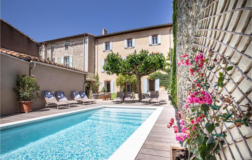 Rieux-Minervois House | La Chasse Au Bonheur