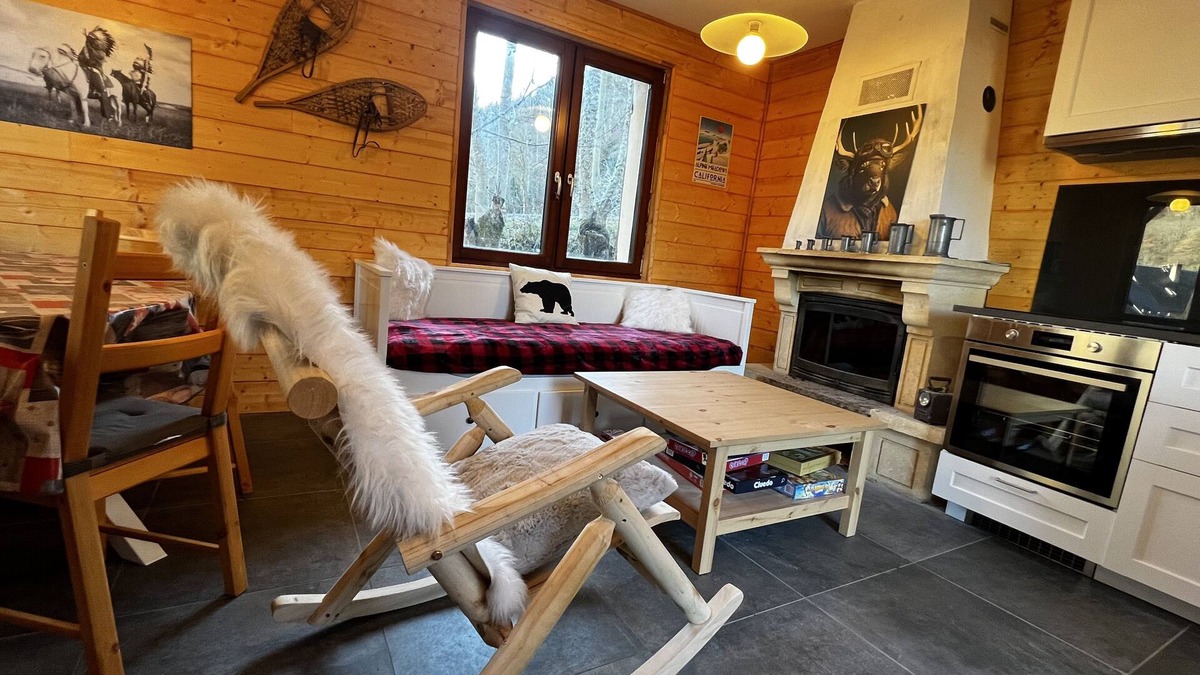 Borderes-Louron House | La Chaumière Lours 4 Personnes .2 Chambres 1slb