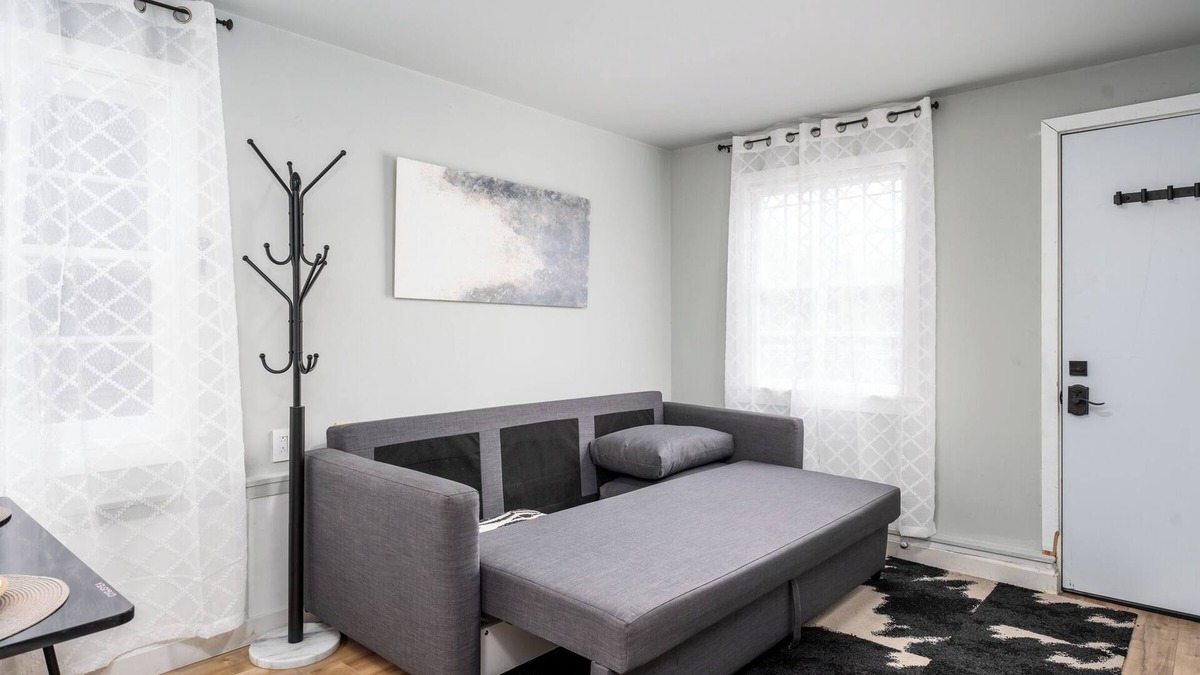 Elysian Heights Apartment | LA Chic Studio: Echo Park Haven