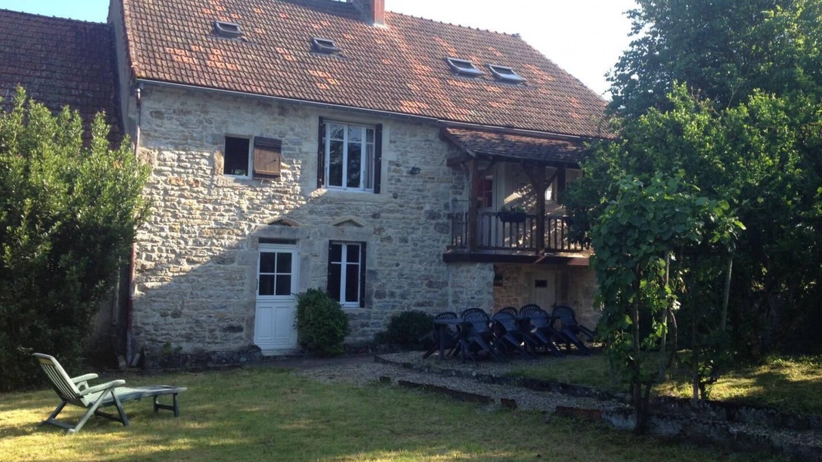 Saisy House | La Chouette Curieuse