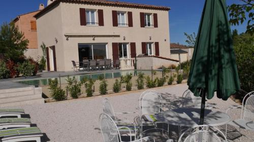 Brue-Auriac House | La chouette en provence