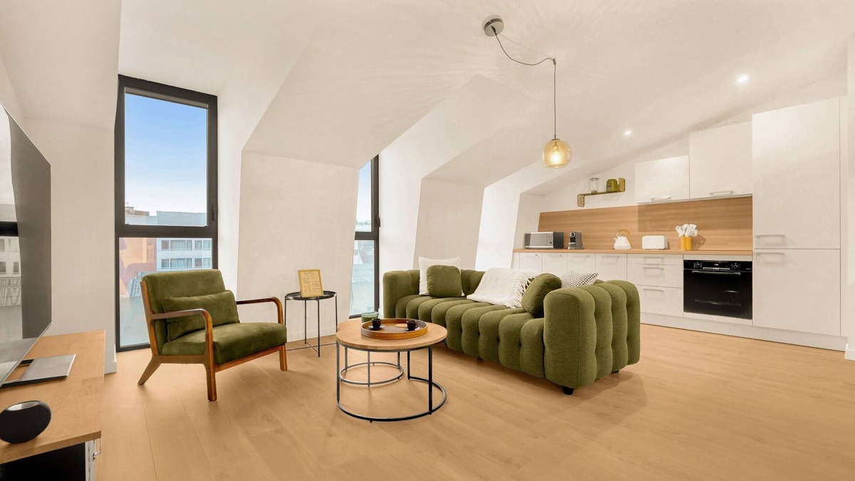 Saint-Georges Apartment | La Cité des Postiers - Joli duplex climatisé