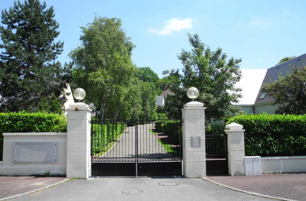 L'Etang-la-Ville House | La Clémencerie Chambre d'hôtes
