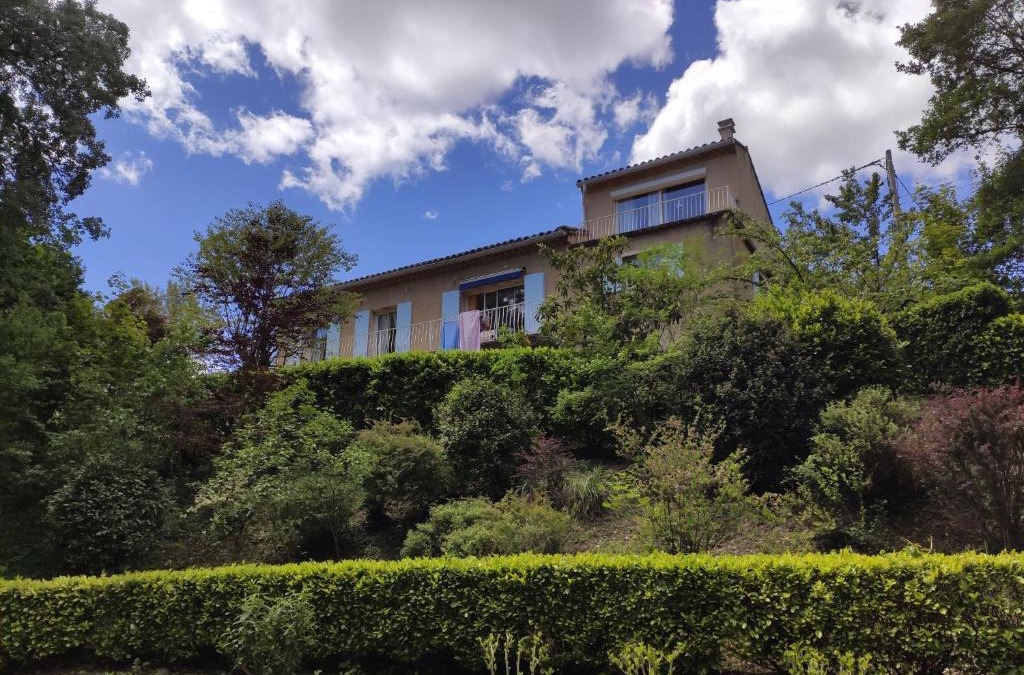 Pierrelongue House | La clairière