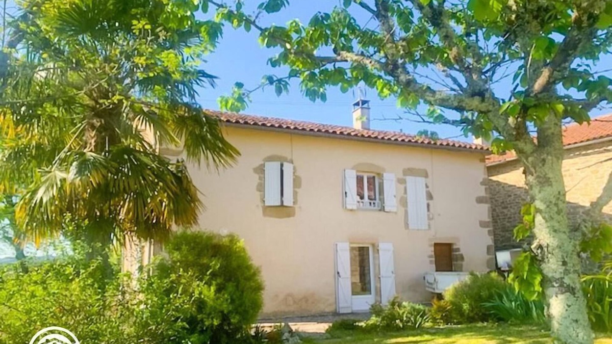 Viazac House | La Classe - VIAZAC - Gîte