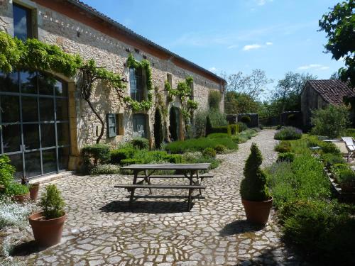 Escamps House | LA CLE d'ESCAMPS