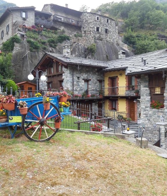 Donnas House | La Coccinella