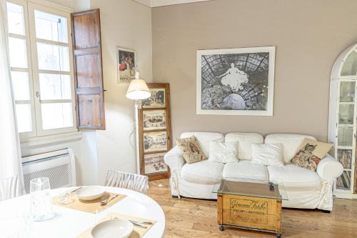 Santa Caterina Apartment | La Cona boutique apartment in centro