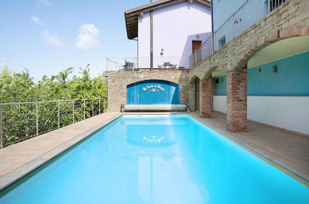 Cerretto Langhe Apartment | La Corte di Langa alloggio Turchese