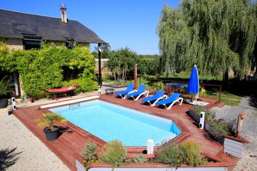 Basseneville House | La Cour Saint Richer