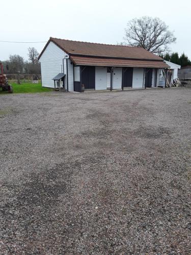 Charrin House | La crapaudiere