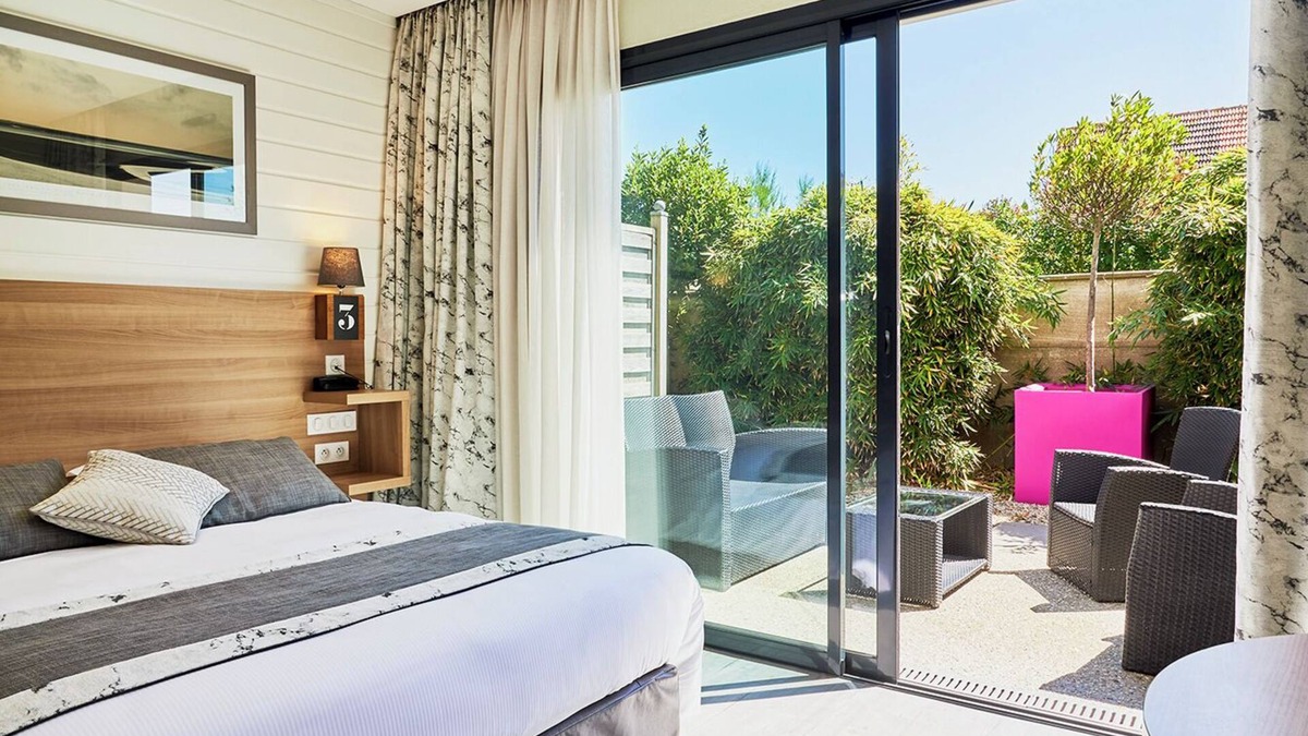 Courseulles-sur-Mer Hotel | La Cremaillère