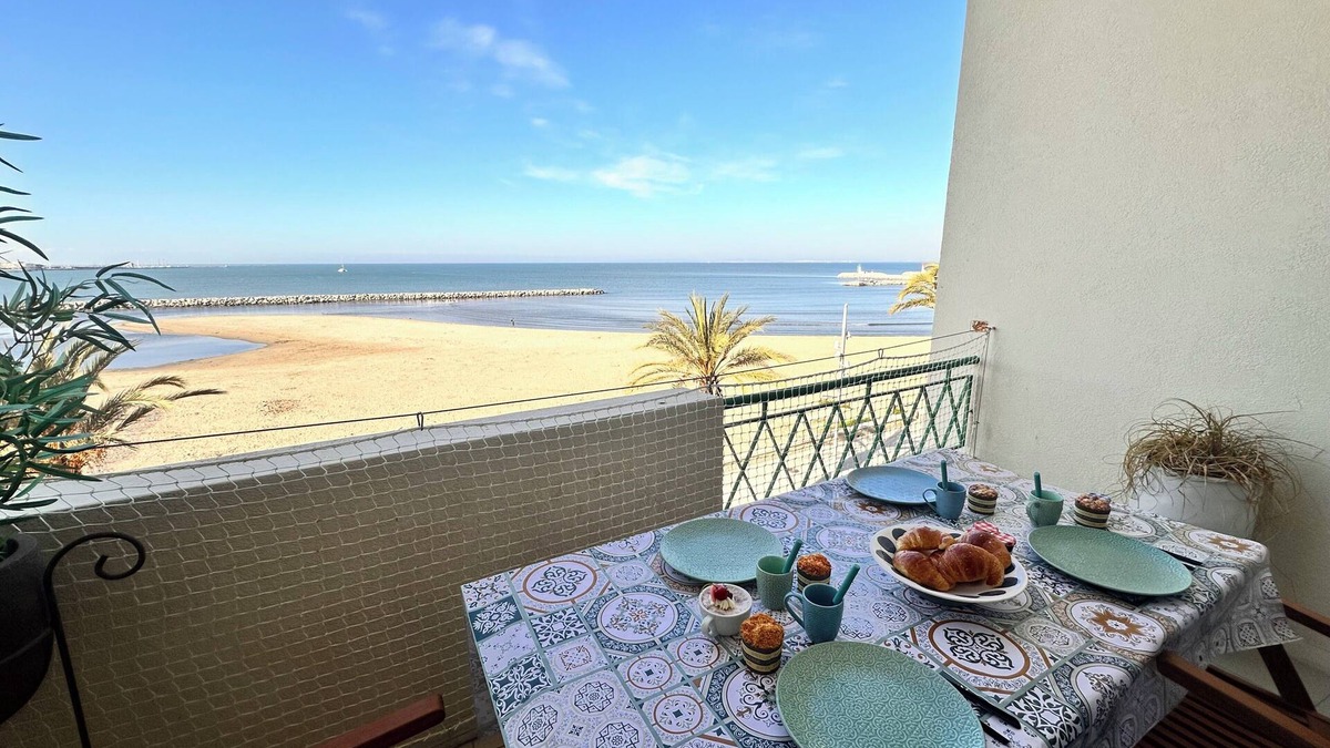Montpellier Apartment | La Croix du Sud 4 - Appartement en duplex Vue Mer 1ère ligne avec terrasse