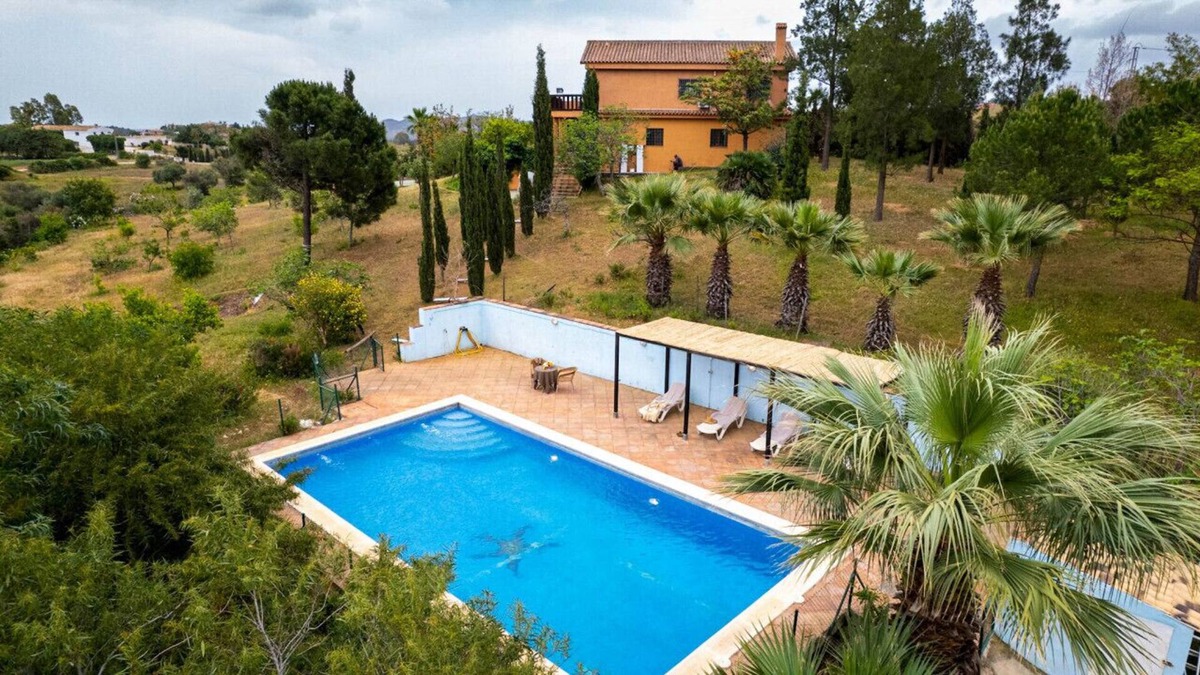 Mijas Cabin | La Dacha · Wonderful Country Retreat in the Heart of Mijas