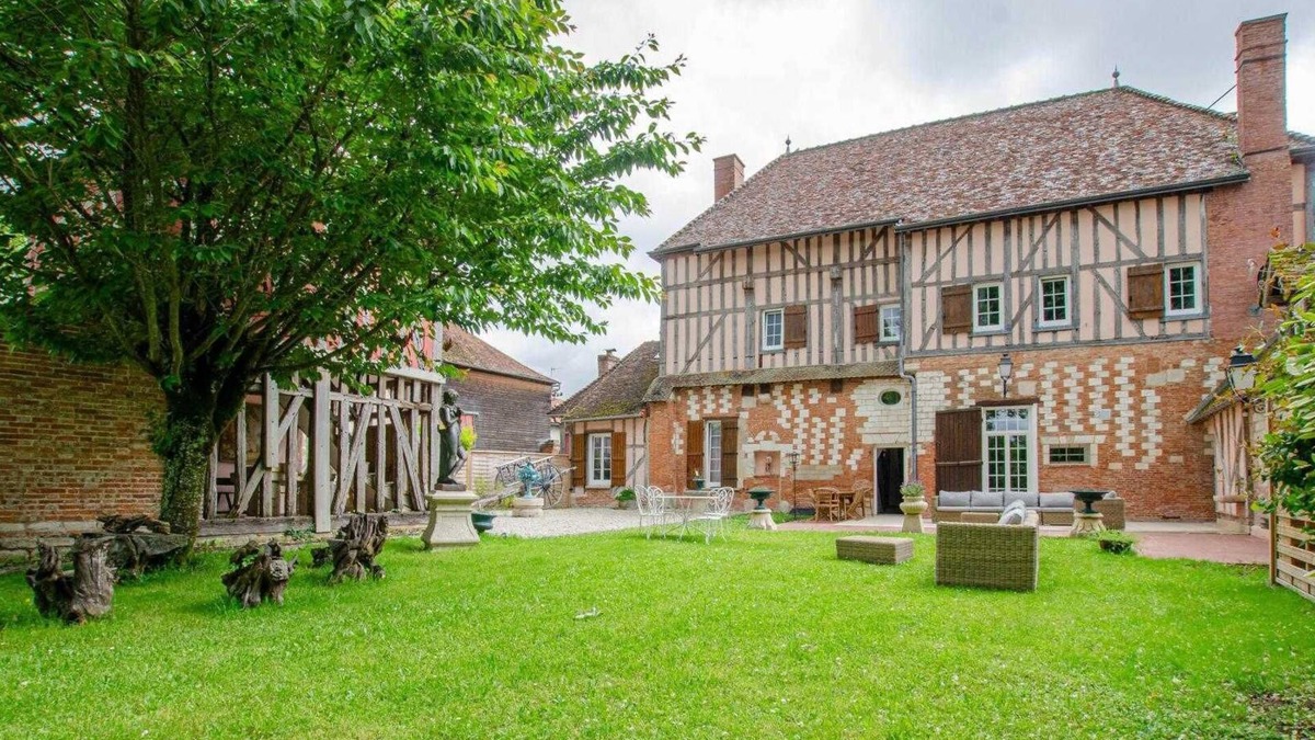 Piney House | La Demeure des Ducs des Luxembourg