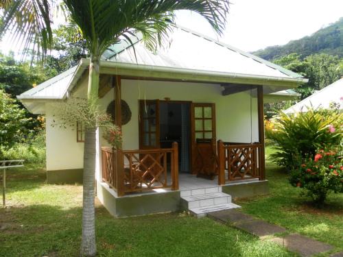 La Digue Ski Chalet | La Digue Ylang Ylang