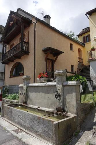 Mozzio Apartment | La Dimora della Fontana