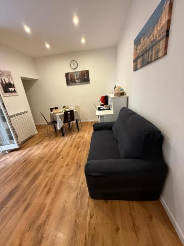 Rione XVIII Castro Pretorio Apartment | La Dimora di Sara a 10 minuti da Termini